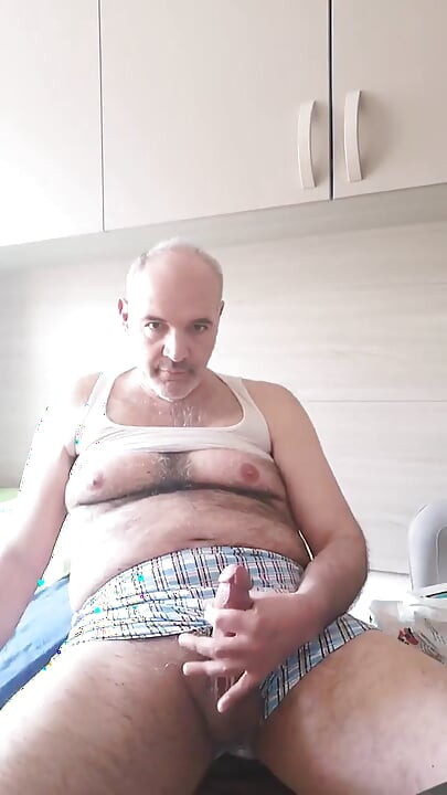 Very Hot Live Show
