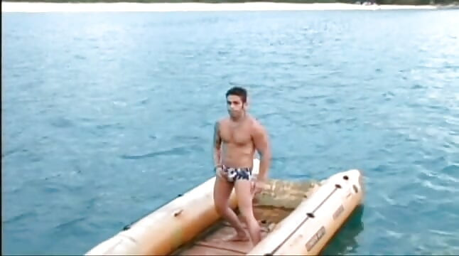 Be my beach boy and fuck me good
