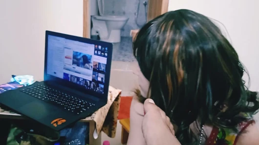 Tante seksi ini dientot sama pacar barunya