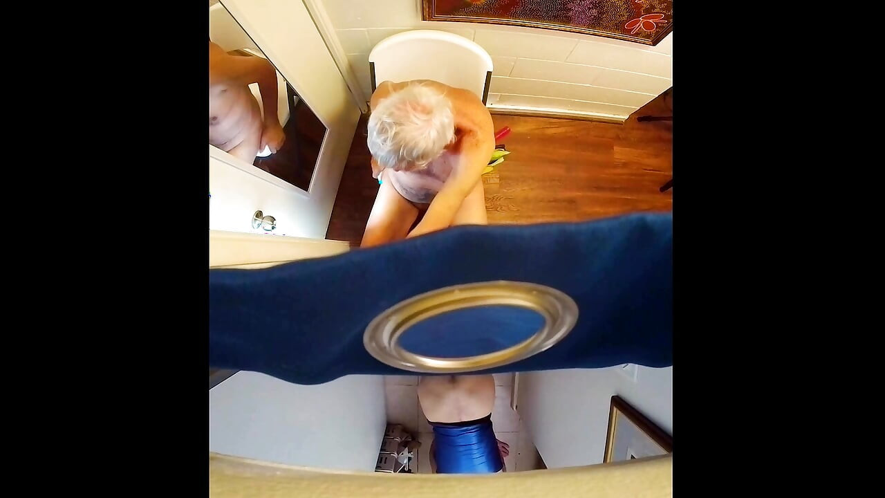 우리는 영광의 구멍을 만든 다음 재미를했다