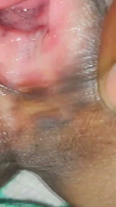 Neha,s pussy was  licked  fucked and her pussy cumshot with water | Clip 3