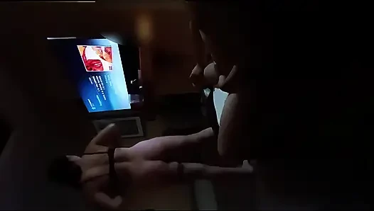 İkinci kez ellerimde... ve hala keyifli bir deneyimsizdi (bölüm 1)