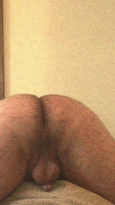 Shake or twerk 4 cock
