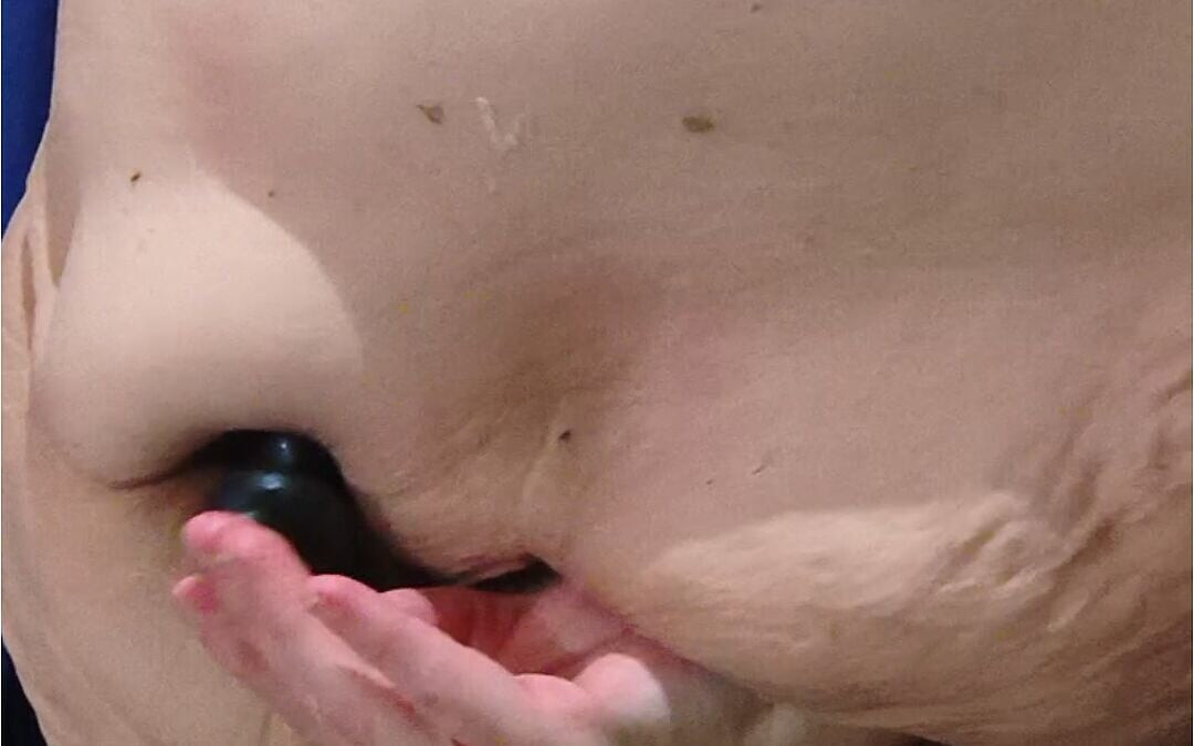 Asmr 同时操屁股深插入如此快