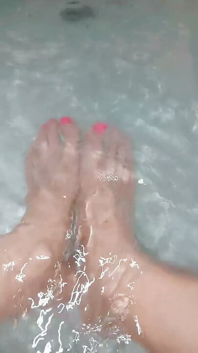 Sexy foot sheen in the shower