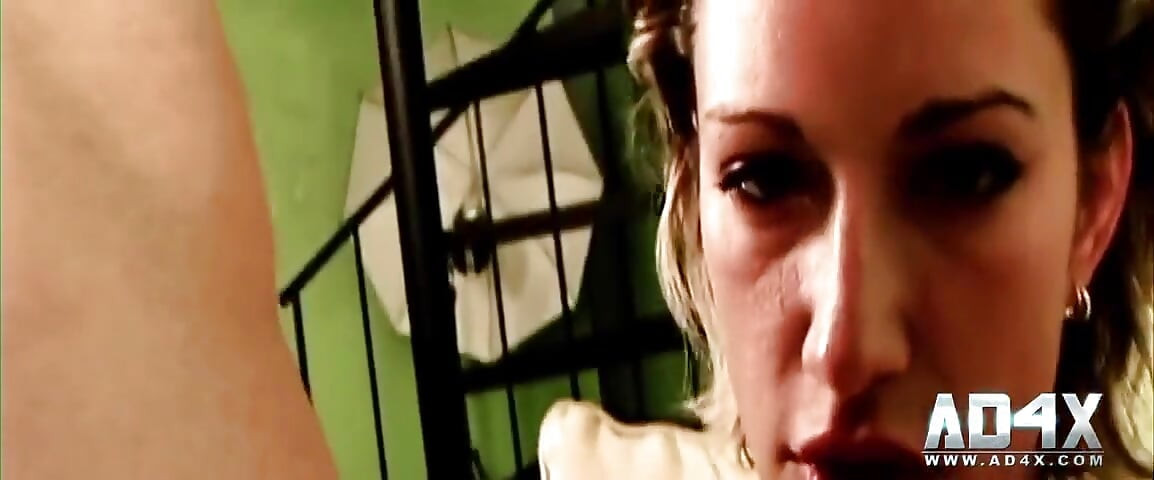 Sarah Wild está com tesão
