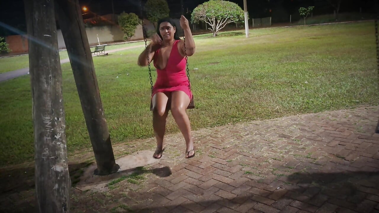 Nicoly Mattos Flashing Hairy Pussy and Big Tits in Square