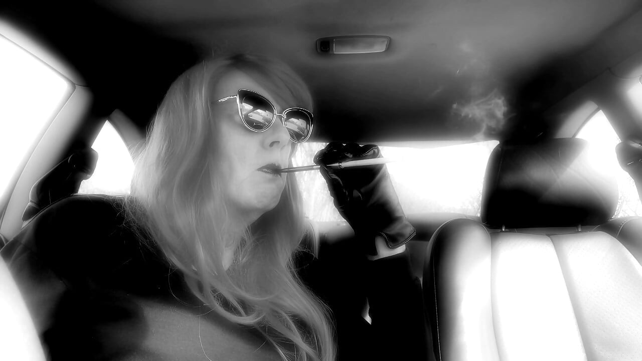 I WAIT FOR YOU --- LONG CIGARETTE SMOKNG IN A HOLDER