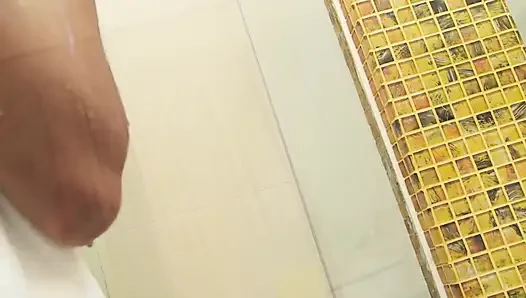 Asian hot bitch love to be fucked