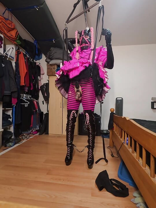 Sissy Maids Strap Self Bondage