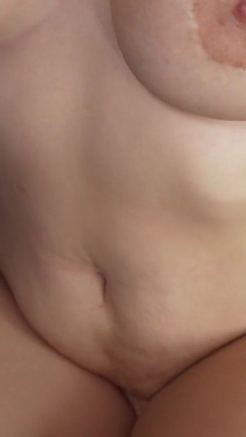 "Podcast kontrolden çıkıyor, oral seks, derin gırtlak ve bir sürü sperm canlı -sara blonde ve crispasquel"