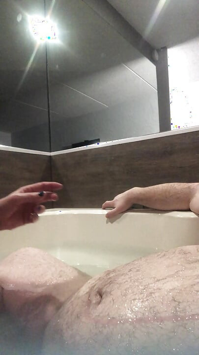 Flab fun in a jacuzzi! Slim n sexy Rachel Wriggler has slippy sliding soapy fun with a big chubby bear