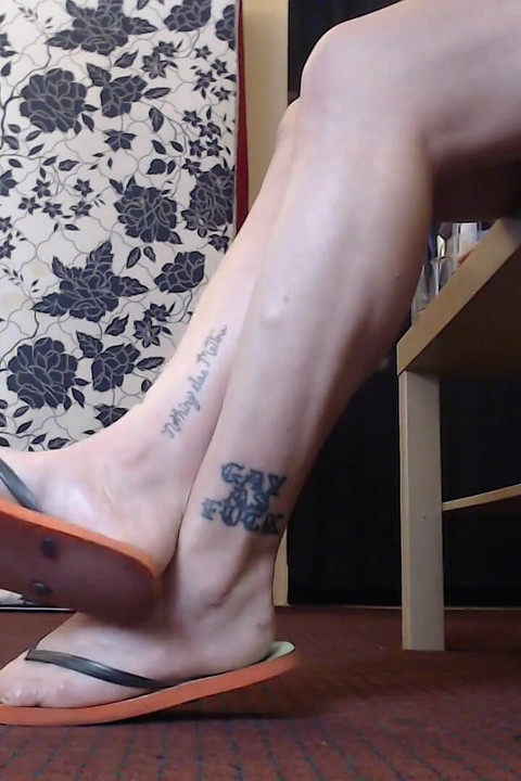 Flipflops Dipping Tapping Shoeplay