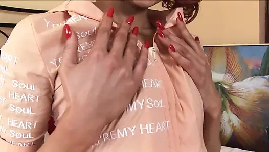 Рыжая тинка получает кримпай