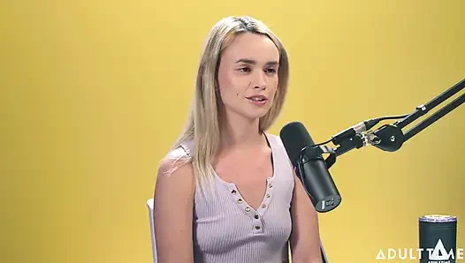Khloe Kingsley kamerada fışkırtıyor ve kırmızı bayraklar | Adult Time Podcast