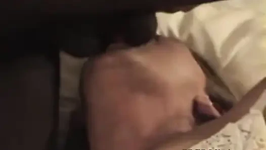 Kecanduan kontol besar pria kulit hitam - istriku suka banget sama kontol besar pria kulit hitam