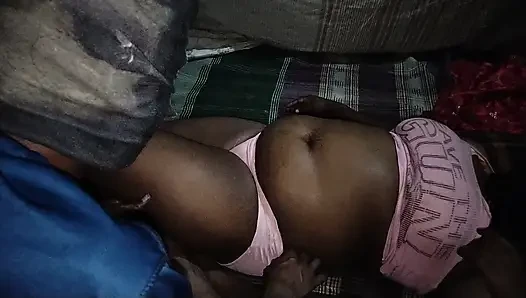 Suami India ngentot sama istrinya penuh waktu