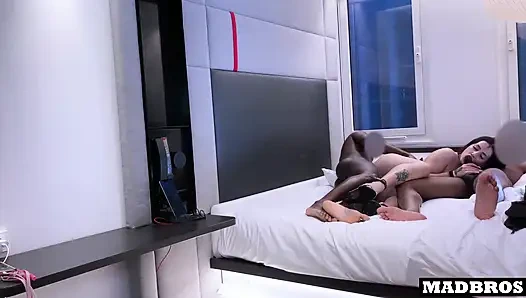 A Good French Goth Gives Her Nice Big Ass to Stay in the Bedroom!!!