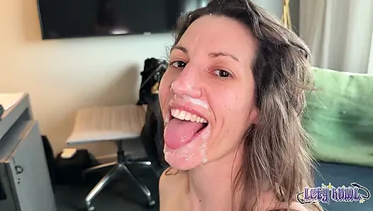 Die Abenteuer von Lety Howl, Folge 11: Xbiz Los Angeles
