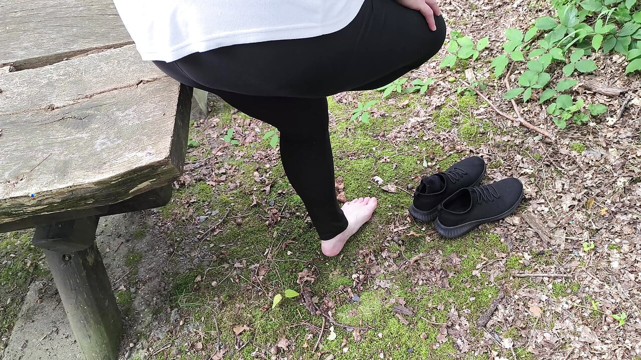 Ass, tits and pussy whipping on the barbecue area