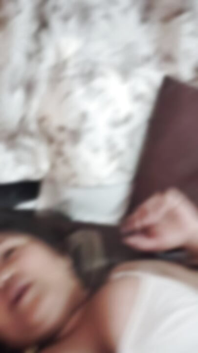 Meri randi biwi chudakkado ki tarah chud rahi hai hotel mein