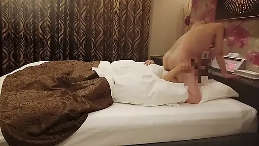 Rekaman video seks pasangan yang tukang selingkuh