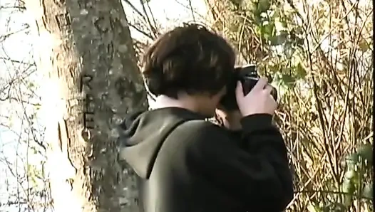 Волосатые волосатые тройничок Aughtaughties, волосатые лесбиянки-хиппи в винтажном видео