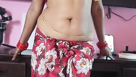 18 yaşındaki kız komşu içine yarak almaya geliyor, göğüslerine boşalıyor