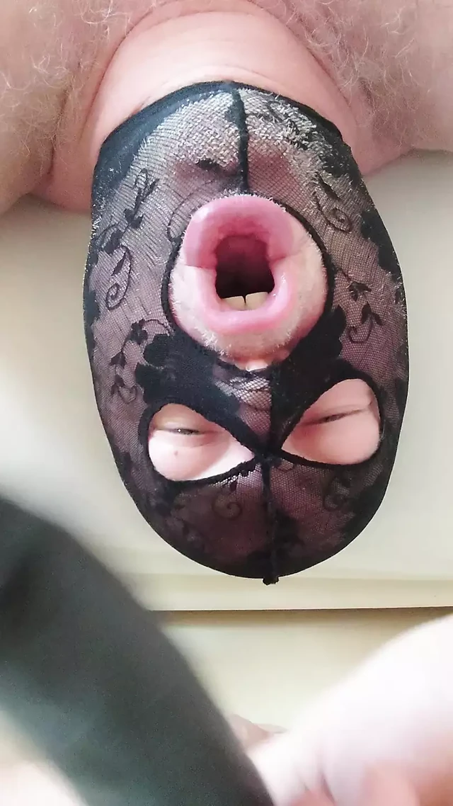 Oral Fun with the Long Dildo