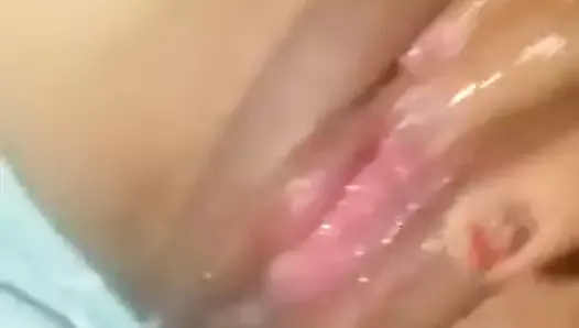Wet Pussy Cumming