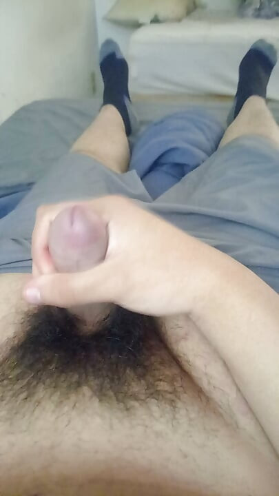 Uma vizinha minha masturba-se e goza