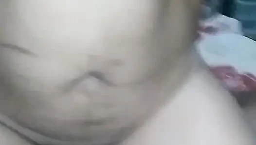 Reife geile asiatin gibt blowjob