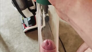 Vysavač saje můj penis s čistou trubicí sezení