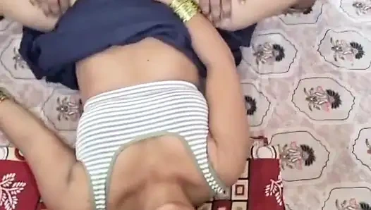 Hintli ateşli bakire evli kadın