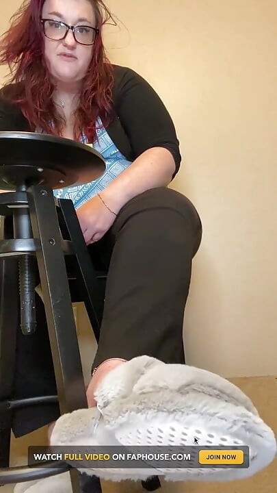 Slipper Domination: BBW Feet Humiliation as My Footstool