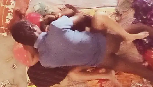 Din Mein aunty ko chod liya I fucked my aunt during the day