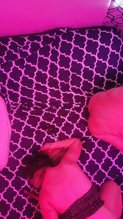 Pussy eating fisting leads to busting her guts up and sky cam creampie