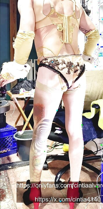 Süper ateşli trans kız cintia