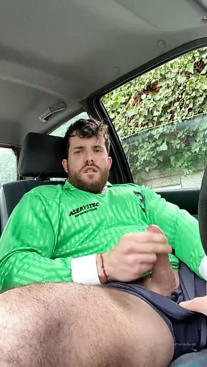 HOT SEXY HUNK CARWANKER