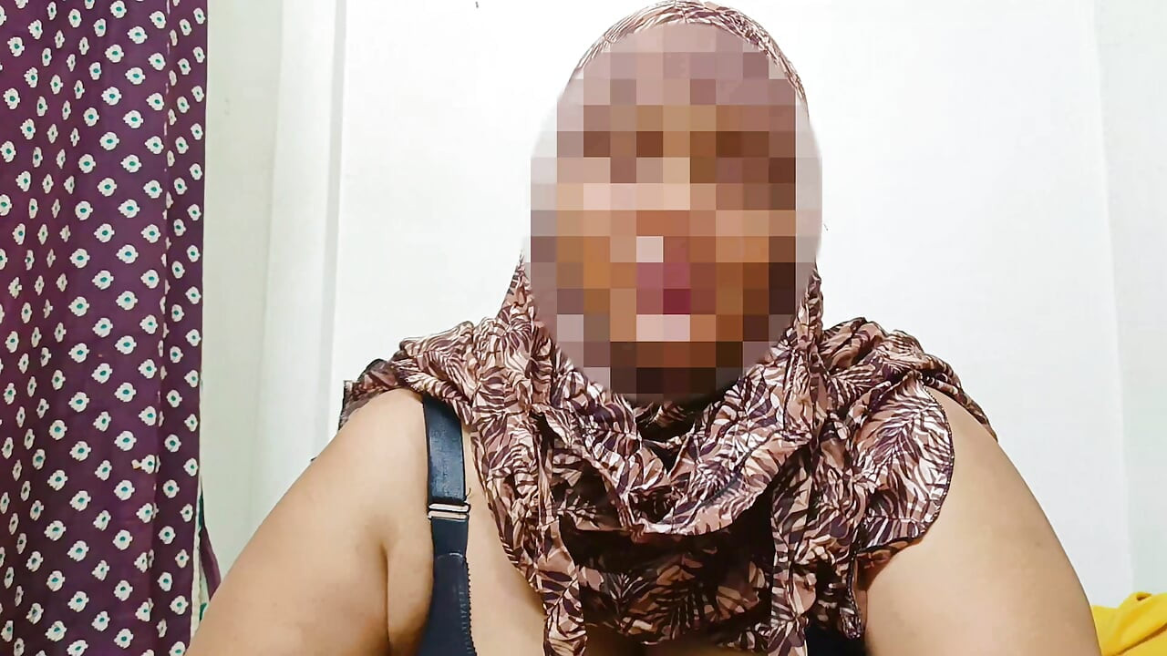 Desi village outdoor girls came home and sucked dick