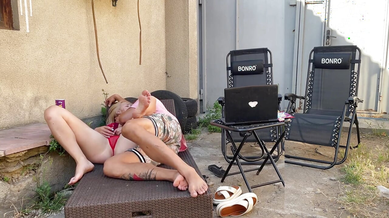 Cuckold Fantasy: Girlfriend Watches Her BF Fuck Her Sister