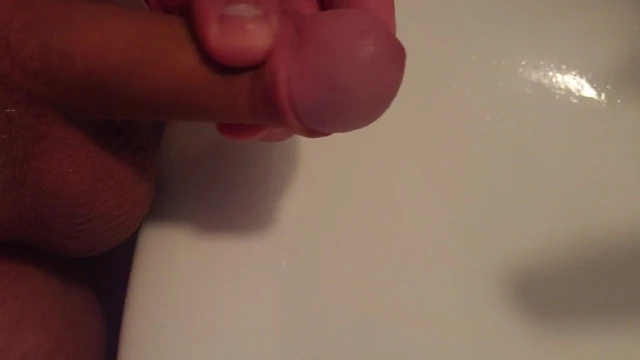 Piss ins Becken