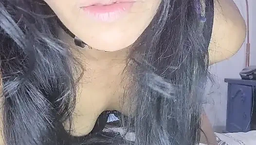 Erster Analsex für diese süße asiatische schlampe.