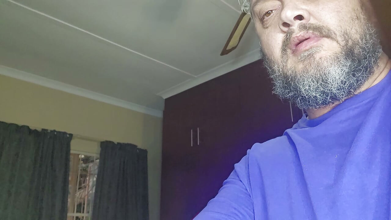 Igazán szűk punci miatt nagyon hamar elélveztem benne