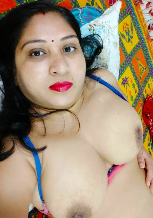 Saavi Randi fucked in her ass