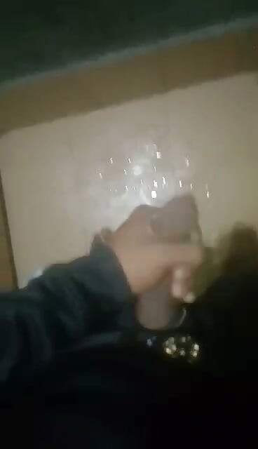 I masterbad along, see my dick,