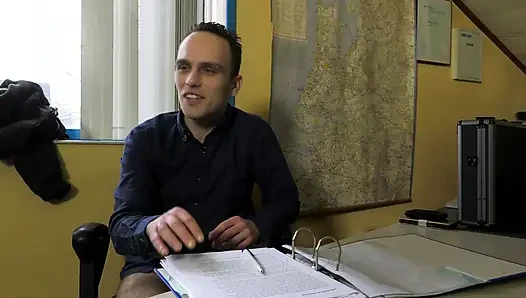 Агент по недвижимости
