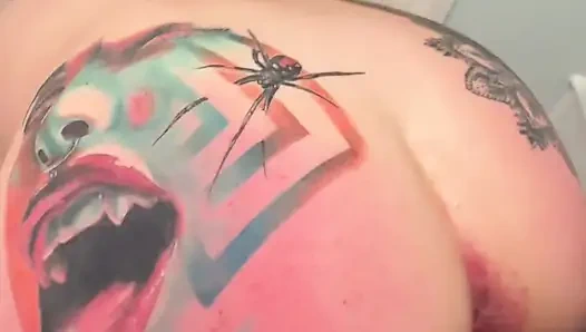 Mannie coco si cewek super hot ini dientot habis-habisan sama kontol raksasa pria kulit hitam