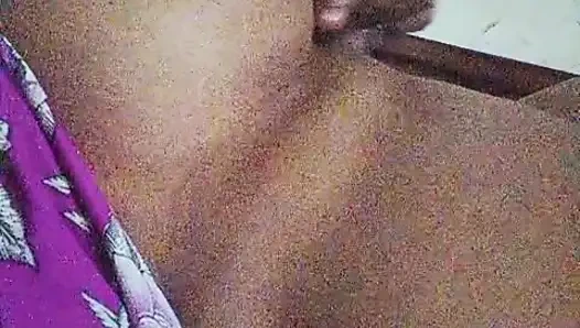 Ateşli göğüsler aşk