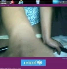 36 year  old filipina show hairy bush
